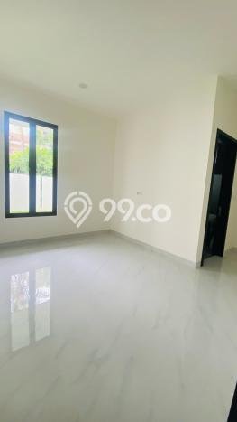 Ready to Use! Luxury House LT 204m2 Desain Modern di BSD City Ready to Use! Luxury House LT 204m2 Desain Modern di BSD City