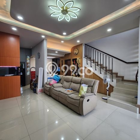 For Sale! Luxury House LT 112m2 Desain Elegan di BSD Eminent For Sale! Luxury House LT 112m2 Desain Elegan di BSD Eminent