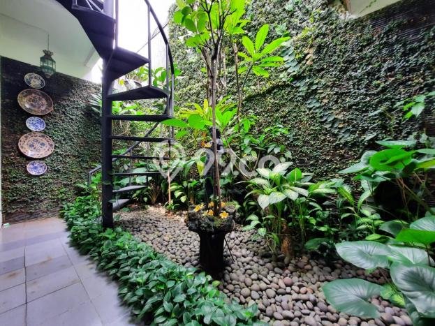 Jual Rumah Eksklusif 2 KT di Sektor 9-Bintaro, Tangerang Selatan Jual Rumah Eksklusif 2 KT di Sektor 9-Bintaro, Tangerang Selatan