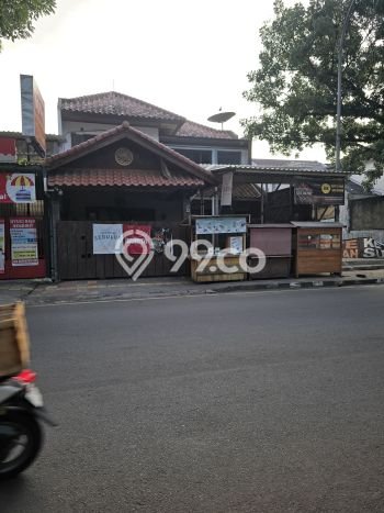 Ready to Use! Luxury House LT 202m2 Desain Modern di BSD Kencana Loka Ready to Use! Luxury House LT 202m2 Desain Modern di BSD Kencana Loka