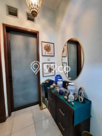 Jual Rumah Eksklusif 2 KT di Sektor 9-Bintaro, Tangerang Selatan Jual Rumah Eksklusif 2 KT di Sektor 9-Bintaro, Tangerang Selatan