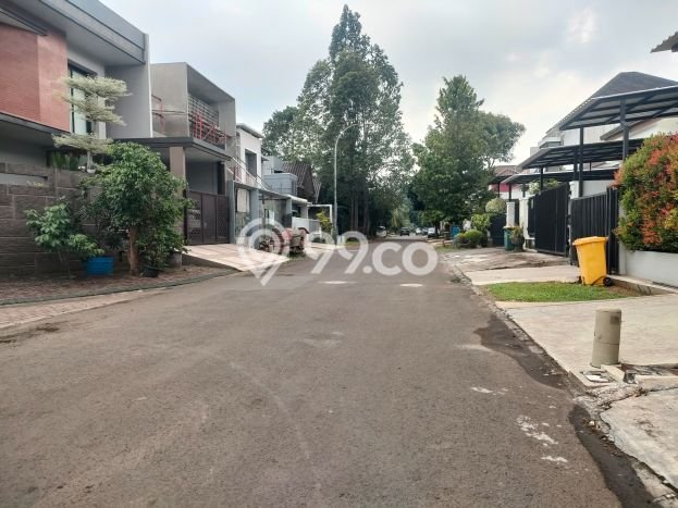 Jual Rumah Mewah Elegan Dengan View Cantik di BSD City, Tangerang Jual Rumah Mewah Elegan Dengan View Cantik di BSD City, Tangerang