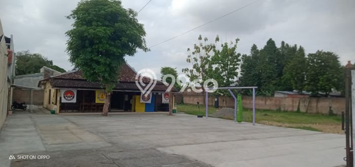 Rumah Mewah Siap Huni LT 1468m2 di Banguntapan, Bantul Rumah Mewah Siap Huni LT 1468m2 di Banguntapan, Bantul