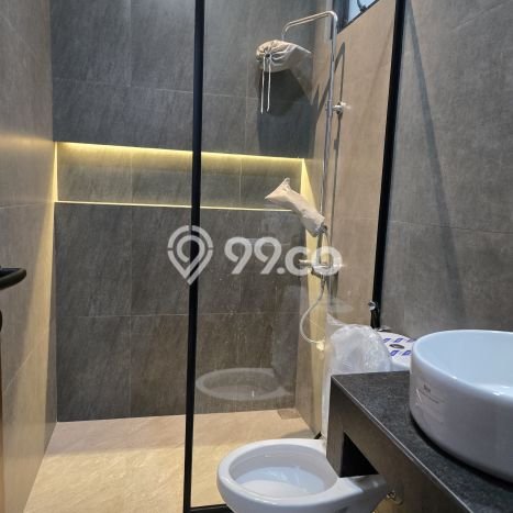 Dijual Rumah Mewah Elegan Dengan View Cantik di BSD Griya Loka, Tangerang Dijual Rumah Mewah Elegan Dengan View Cantik di BSD Griya Loka, Tangerang