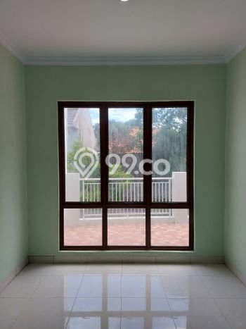 Hunian Mewah LB 210m2 Siap Huni Desain Elegan di Bintaro, Tangerang Selatan Hunian Mewah LB 210m2 Siap Huni Desain Elegan di Bintaro, Tangerang Selatan