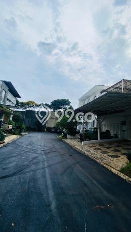 Rumah Luxury Modern Siap Huni di BSD City Tangerang Rumah Luxury Modern Siap Huni di BSD City Tangerang