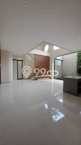 Hunian Elit LB 290m2 Siap Huni Desain Elegan di BSD City, Tangerang Hunian Elit LB 290m2 Siap Huni Desain Elegan di BSD City, Tangerang