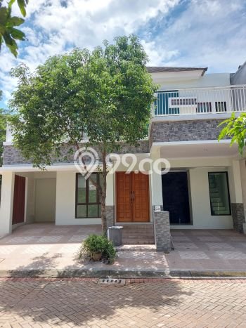 Hunian Mewah LB 210m2 Siap Huni Desain Elegan di Bintaro, Tangerang Selatan Hunian Mewah LB 210m2 Siap Huni Desain Elegan di Bintaro, Tangerang Selatan
