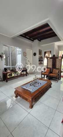Rumah Elit Modern Siap Huni di BSD City Tangerang Rumah Elit Modern Siap Huni di BSD City Tangerang