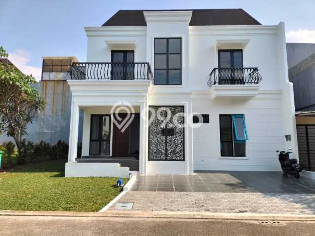 Jual Rumah Mewah Elegan Dengan View Cantik di BSD City, Tangerang Jual Rumah Mewah Elegan Dengan View Cantik di BSD City, Tangerang