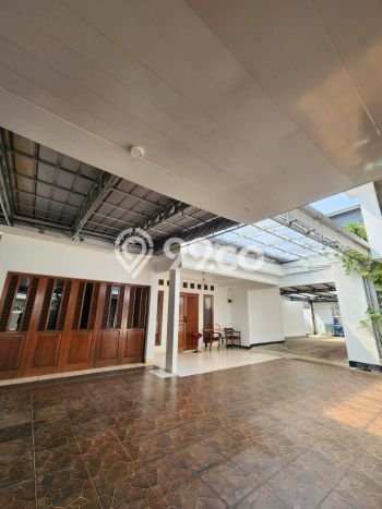 Rumah Luxury Modern Siap Huni di Kemang Jakarta Selatan Rumah Luxury Modern Siap Huni di Kemang Jakarta Selatan