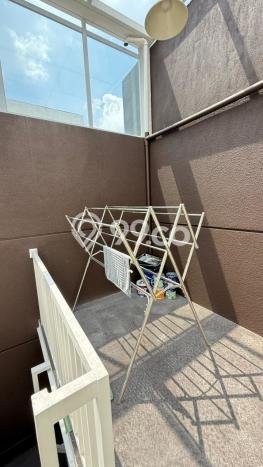 Hunian Mewah LB 79m2 Siap Pakai Desain Elegan di Sektor 7-Bintaro, Tangerang Selatan Hunian Mewah LB 79m2 Siap Pakai Desain Elegan di Sektor 7-Bintaro, Tangerang Selatan