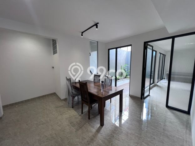 Rumah Elit LB 300m2 Siap Pakai Desain Elegan di BSD Puspita Loka, Tangerang Rumah Elit LB 300m2 Siap Pakai Desain Elegan di BSD Puspita Loka, Tangerang