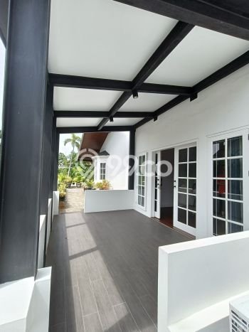 Disewakan Rumah Murah di Kemang Jakarta Selatan dengan 7 KT Disewakan Rumah Murah di Kemang Jakarta Selatan dengan 7 KT