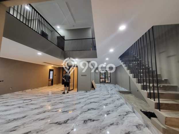 For Sale! Luxury House LT 300m2 Desain Elegan di BSD Giri Loka For Sale! Luxury House LT 300m2 Desain Elegan di BSD Giri Loka