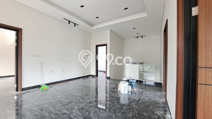 Jual Rumah Mewah Megah Dengan View Cantik di BSD The Icon, Tangerang Jual Rumah Mewah Megah Dengan View Cantik di BSD The Icon, Tangerang
