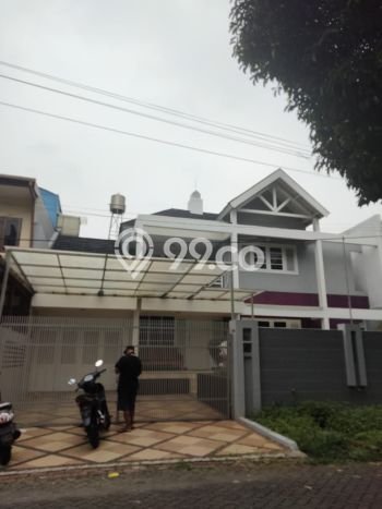 Disewakan! Rumah 4 Kamar Tidur &
4 Kamar Mandi di Pondok Indah, Jakarta Selatan Disewakan! Rumah 4 Kamar Tidur &
4 Kamar Mandi di Pondok Indah, Jakarta Selatan