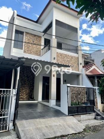 Rumah Modern 4 KT di Alam Sutera Tangerang Semi Furnished Rumah Modern 4 KT di Alam Sutera Tangerang Semi Furnished