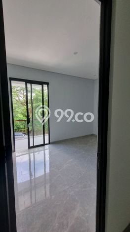 Dijual Rumah Luas Megah Dengan View Cantik di Alam Sutera, Tangerang Dijual Rumah Luas Megah Dengan View Cantik di Alam Sutera, Tangerang