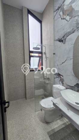 For Sale! Luxury House LT 102m2 Desain Elegan di Alam Sutera For Sale! Luxury House LT 102m2 Desain Elegan di Alam Sutera