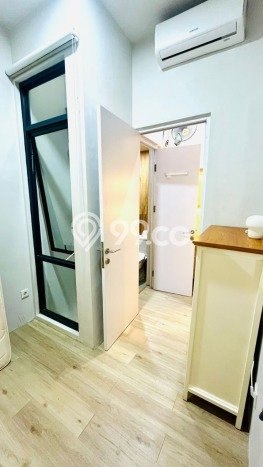Rumah Modern 2 KT di BSD City Tangerang Full Furnished Rumah Modern 2 KT di BSD City Tangerang Full Furnished