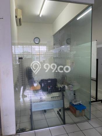 Ruko untuk Disewa di Pusat Jakarta Pusat Luas Bangunan 168m2 Ruko untuk Disewa di Pusat Jakarta Pusat Luas Bangunan 168m2