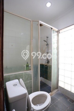 Ready to Use! Luxury House LT 254m2 Desain Modern di Tomang Ready to Use! Luxury House LT 254m2 Desain Modern di Tomang