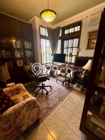 Dijual Rumah Luas Elegan Dengan View Eksklusif di Puri Indah, Jakarta Barat Dijual Rumah Luas Elegan Dengan View Eksklusif di Puri Indah, Jakarta Barat
