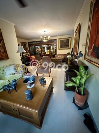 Dijual Rumah Luas Elegan Dengan View Eksklusif di Puri Indah, Jakarta Barat Dijual Rumah Luas Elegan Dengan View Eksklusif di Puri Indah, Jakarta Barat