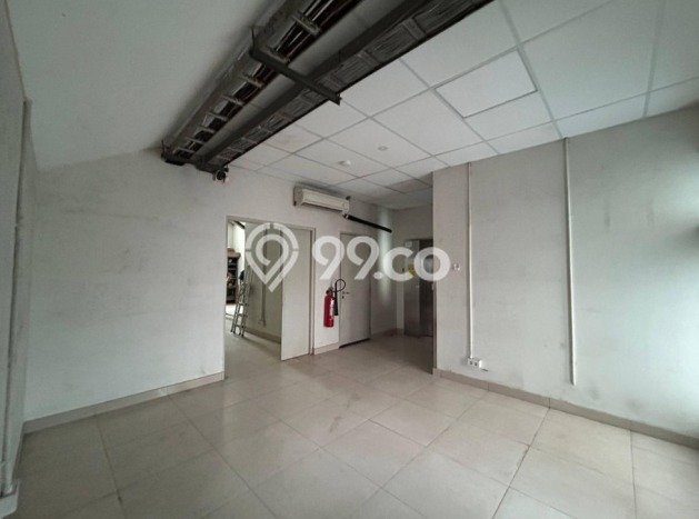 Ruko Bagus Dijual LB 748m2 Lokasi Strategis Jakarta Barat Area Cocok untuk Berbisnis Ruko Bagus Dijual LB 748m2 Lokasi Strategis Jakarta Barat Area Cocok untuk Berbisnis