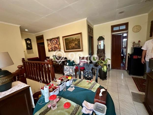 Dijual Rumah Luas Elegan Dengan View Eksklusif di Puri Indah, Jakarta Barat Dijual Rumah Luas Elegan Dengan View Eksklusif di Puri Indah, Jakarta Barat