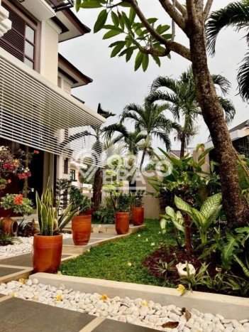 Hunian Mewah LB 320m2 Siap Pakai Desain Elegan di Bintaro, Jakarta Selatan Hunian Mewah LB 320m2 Siap Pakai Desain Elegan di Bintaro, Jakarta Selatan