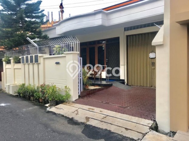 Rumah Elit LB 220m2 Siap Huni Desain Elegan di pekunden, Semarang Rumah Elit LB 220m2 Siap Huni Desain Elegan di pekunden, Semarang
