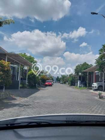PENAWARAN EKSKLUSIF! Rumah di Sukolilo, 2 KT, Lingkungan Elite, LT 96m2m² Bangunan 90m2m² PENAWARAN EKSKLUSIF! Rumah di Sukolilo, 2 KT, Lingkungan Elite, LT 96m2m² Bangunan 90m2m²