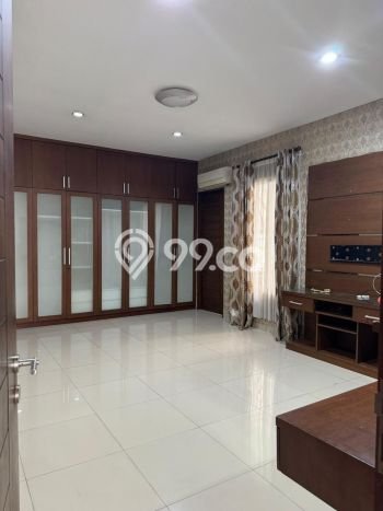 Dijual Rumah Mewah Exclusive di Kembangan, Jakarta Barat Dijual Rumah Mewah Exclusive di Kembangan, Jakarta Barat