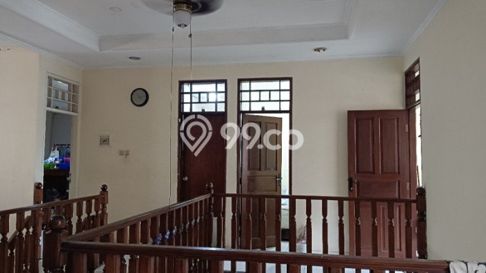 Rumah Mewah Siap Huni LT 150m2 di Kembangan, Jakarta Barat Rumah Mewah Siap Huni LT 150m2 di Kembangan, Jakarta Barat