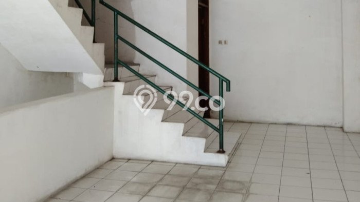 Ruko untuk disewa di Kebayoran Lama punya LT 63m2 & LB 180m2 harga sewa kompetitif Ruko untuk disewa di Kebayoran Lama punya LT 63m2 & LB 180m2 harga sewa kompetitif