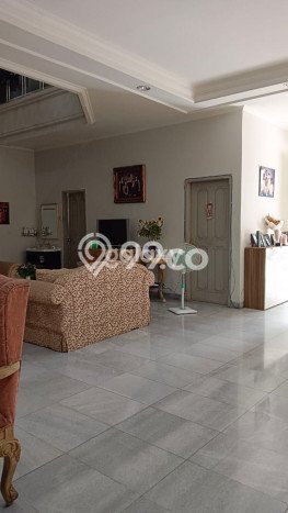 Hunian Eksklusif Siap Huni LT 300m2 di Kebon Jeruk, Jakarta Barat Hunian Eksklusif Siap Huni LT 300m2 di Kebon Jeruk, Jakarta Barat