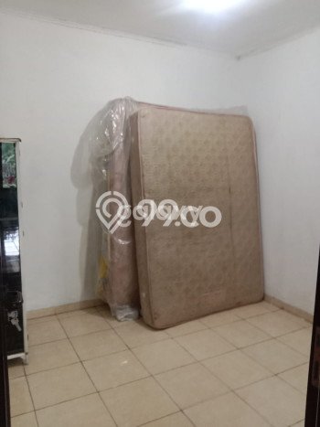 For Sale Rumah 4 Kamar Lokasi Ideal Bagus dan Strategis di Serpong Utara For Sale Rumah 4 Kamar Lokasi Ideal Bagus dan Strategis di Serpong Utara