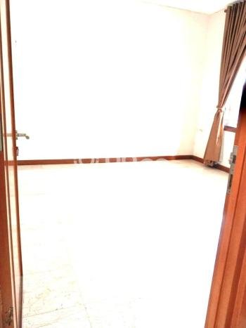 Rumah Elit Modern Siap Huni di Condet Jakarta Timur Rumah Elit Modern Siap Huni di Condet Jakarta Timur