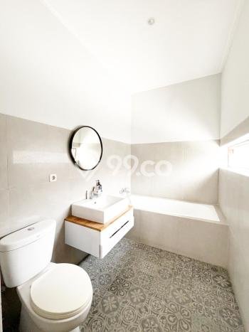 Hunian Elit LB 134m2 Siap Pakai Desain Elegan di Bintaro, Tangerang Selatan Hunian Elit LB 134m2 Siap Pakai Desain Elegan di Bintaro, Tangerang Selatan