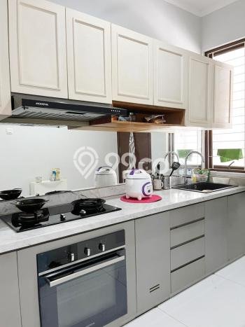 Hunian Elit LB 134m2 Siap Pakai Desain Elegan di Bintaro, Tangerang Selatan Hunian Elit LB 134m2 Siap Pakai Desain Elegan di Bintaro, Tangerang Selatan