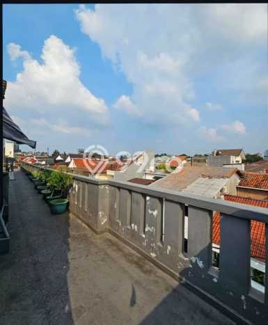Hunian Eksklusif Siap Huni LT 120m2 di Kebayoran Baru, Jakarta Selatan Hunian Eksklusif Siap Huni LT 120m2 di Kebayoran Baru, Jakarta Selatan