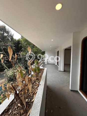 Hunian Elit LB 600m2 Siap Huni Desain Elegan di Pondok Indah, Jakarta Selatan Hunian Elit LB 600m2 Siap Huni Desain Elegan di Pondok Indah, Jakarta Selatan