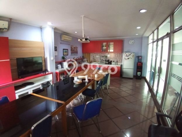 Lokasi Strategis! Dijual Kantor Bisnis di Menteng, Jakarta Pusat Kondisi Baik Lokasi Strategis! Dijual Kantor Bisnis di Menteng, Jakarta Pusat Kondisi Baik