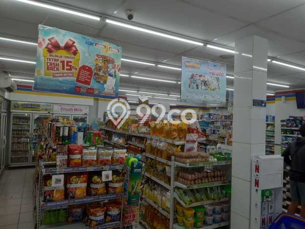 Ruko Dijual di Prime Area Jakarta Timur Luas 240m2 Ruko Dijual di Prime Area Jakarta Timur Luas 240m2