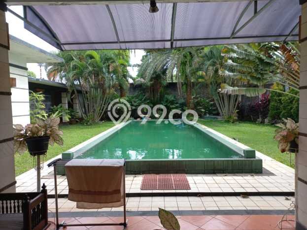 Rumah Luxury Modern Tanpa Renovasi di Bambu Apus Jakarta Timur Rumah Luxury Modern Tanpa Renovasi di Bambu Apus Jakarta Timur