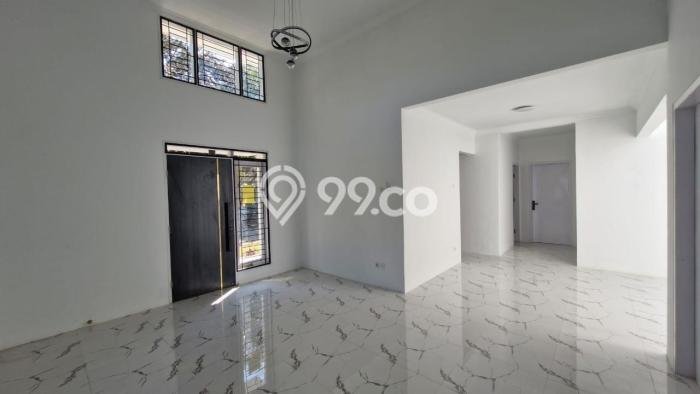 Rumah Elit Modern Tanpa Renovasi di Kota Baru Parahyangan Bandung Rumah Elit Modern Tanpa Renovasi di Kota Baru Parahyangan Bandung