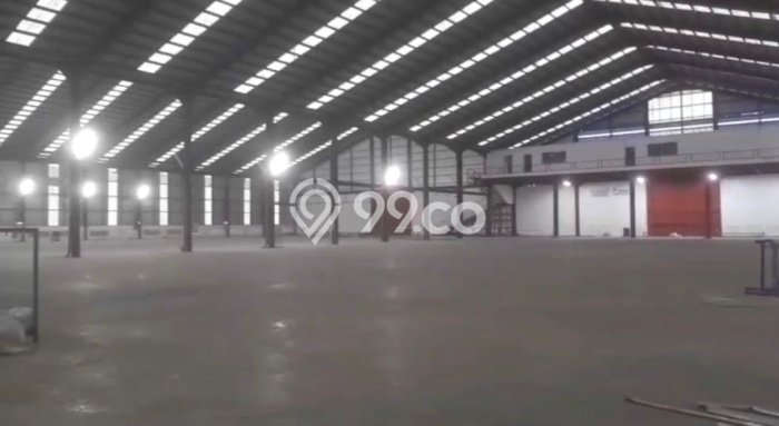 Area Ramai! Gudang Dijual di Ciasem untuk Bisnis Luas Bangunan 4800m2 Area Ramai! Gudang Dijual di Ciasem untuk Bisnis Luas Bangunan 4800m2