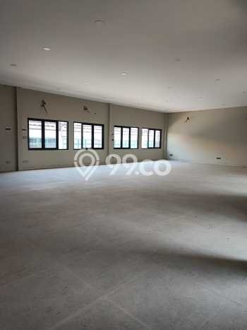 Ruko Area Komersial Kawasan Brumbungan, Luas 500m², For Rent, Ready Digunakan Ruko Area Komersial Kawasan Brumbungan, Luas 500m², For Rent, Ready Digunakan